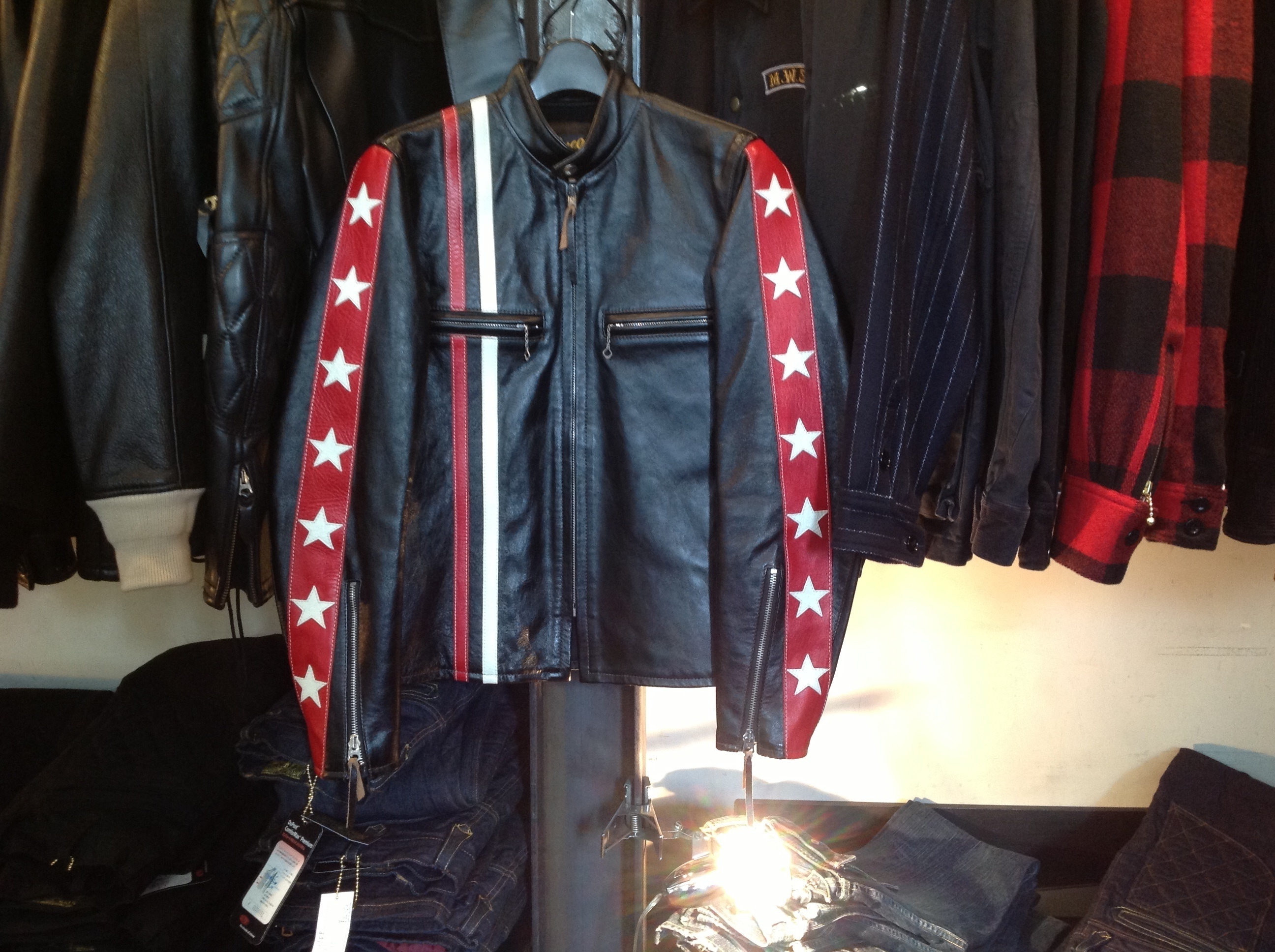 J-100入荷！！！！: REALDEAL Blog